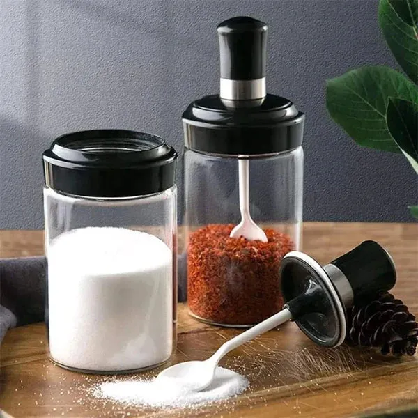 4pcs 250ml Spice canisters with Scooping spoons