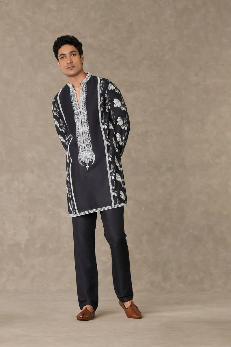 Black Chaand Kurta Set