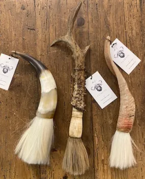 Decorative Horn Brush