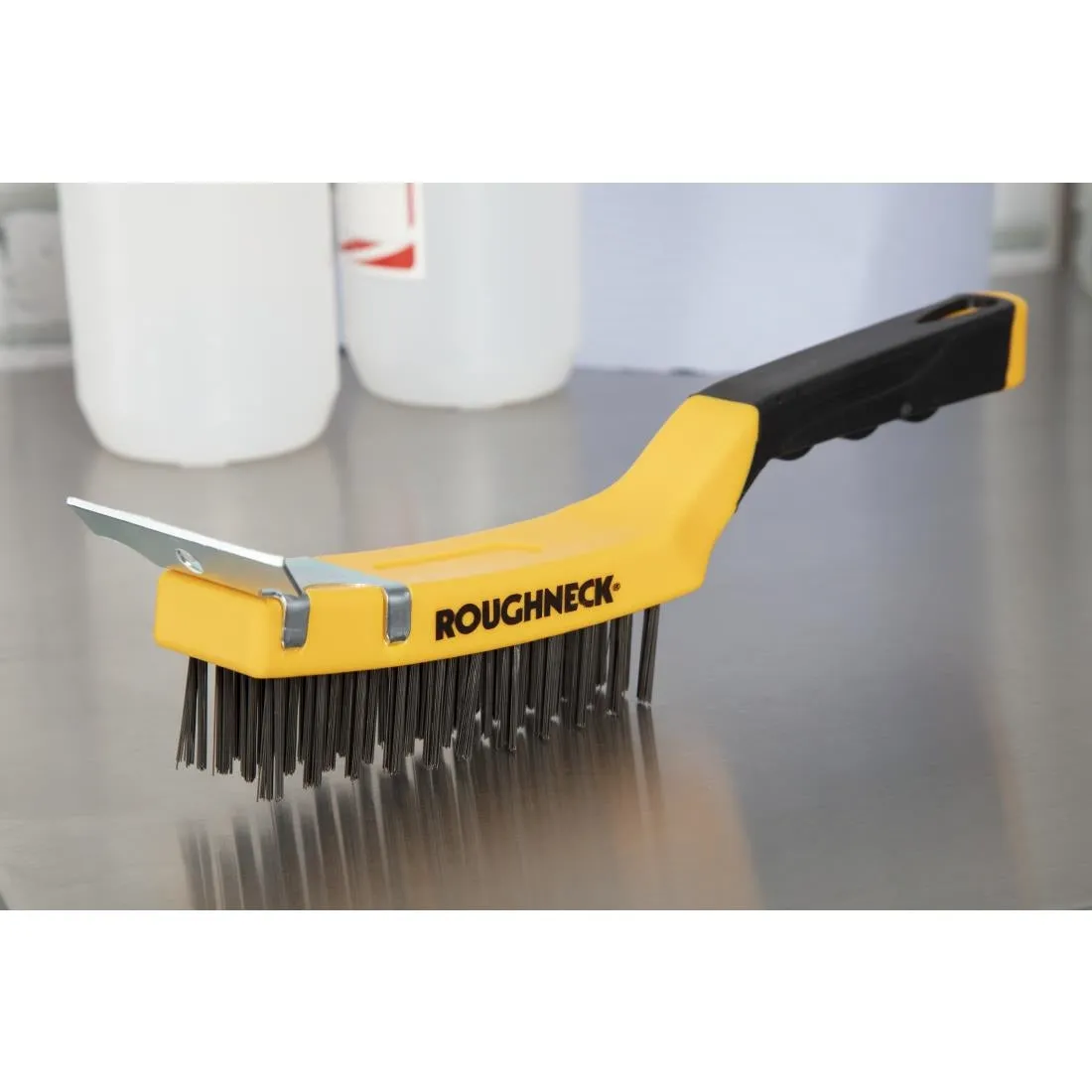 GG965 Grill Brush With Scraper