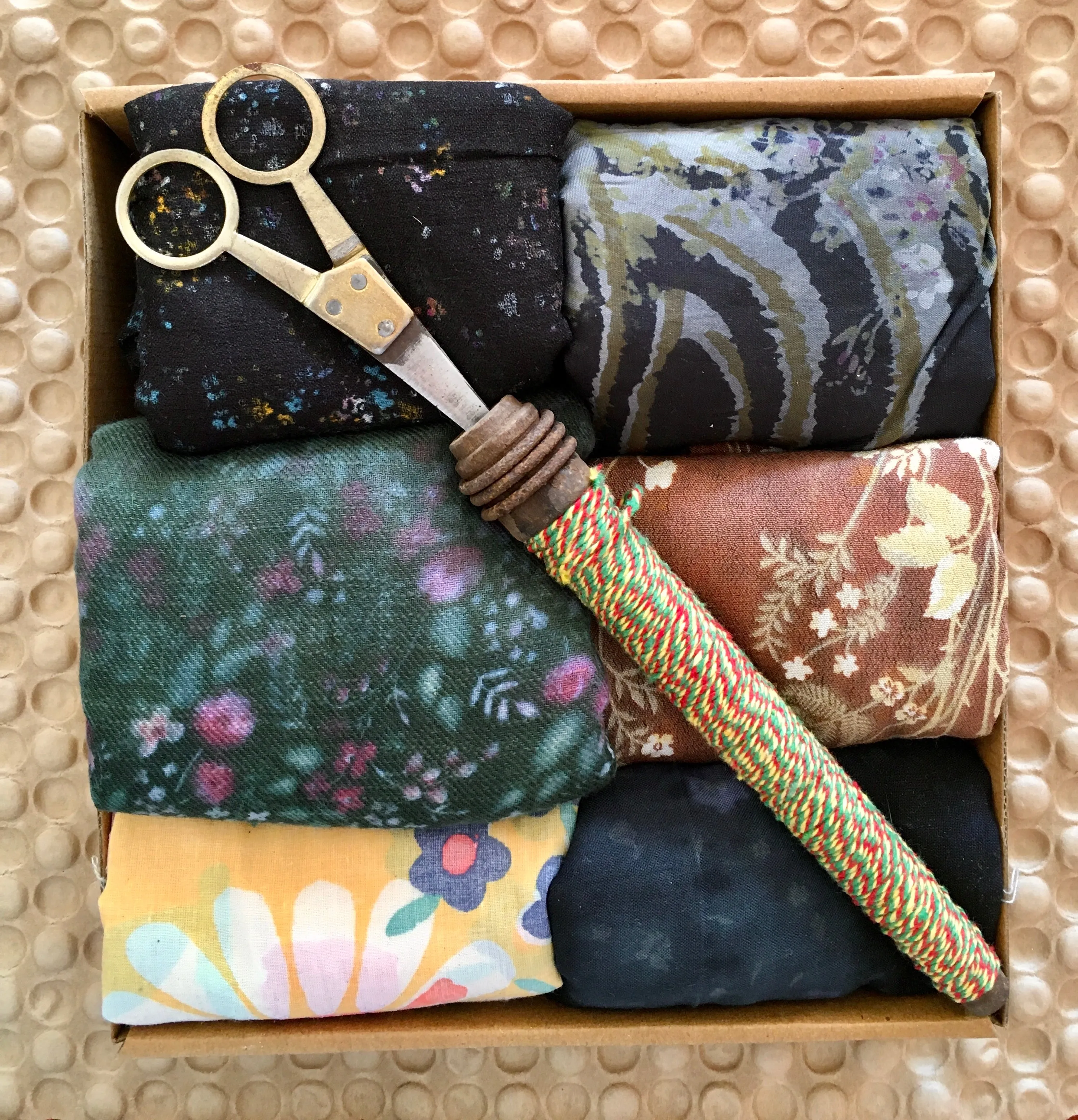 Kantha Sustainable Gift Wrap Kit