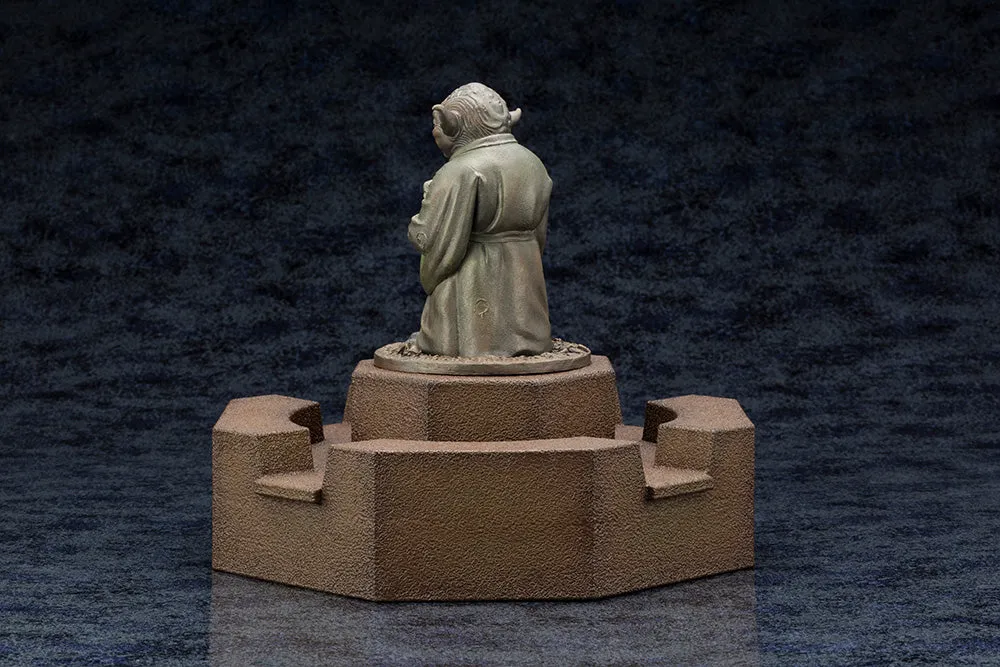 Star Wars: The Empire Strikes Back Yoda Fountain Limited Edition Statue